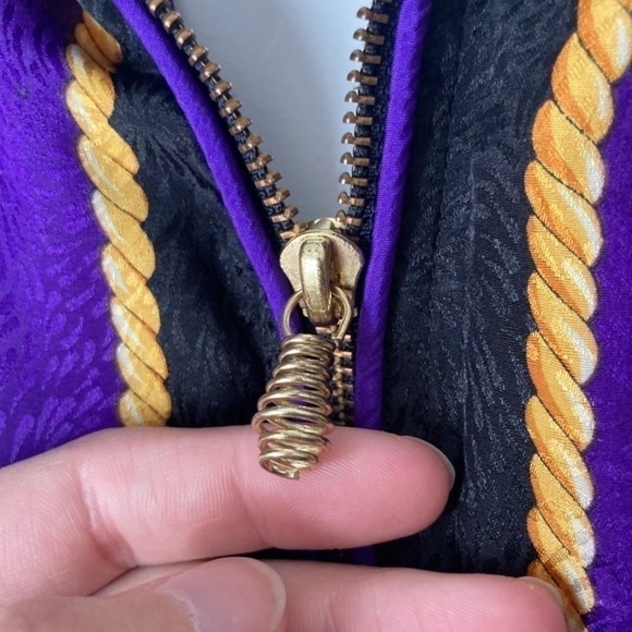 Winterset | Vintage 90s Gilded Hollywood Regency Maximalist Windbreaker Jacket - Picture 4 of 6